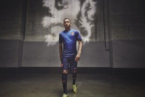 美加墨联合举办-平行时空终极对决，科维托娃网前绝杀 vs Uzi极限走位